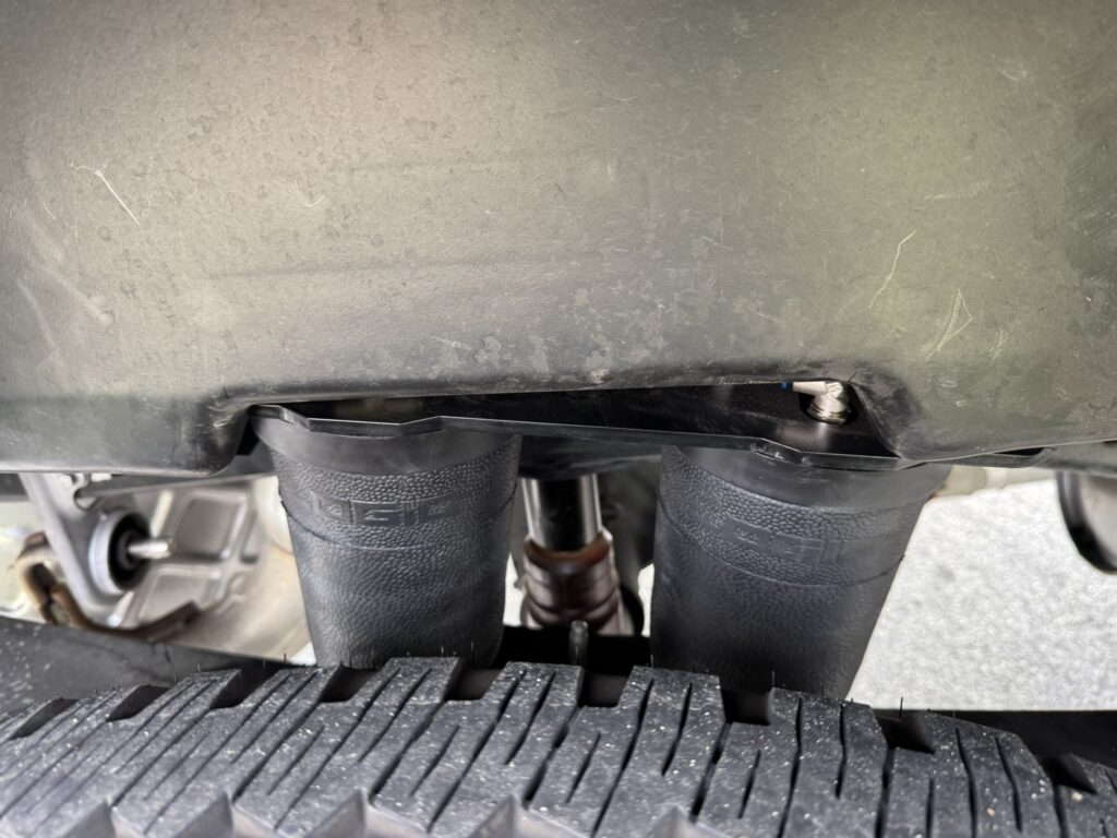 F250 rear Logiq airbag